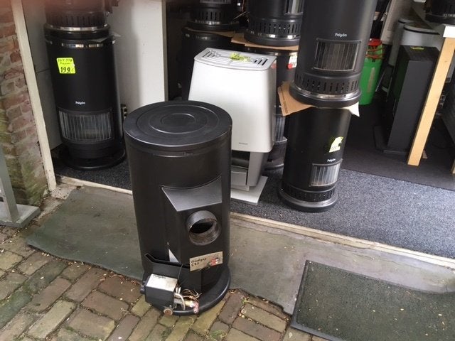 Pelgrim  Carbone  Bambino  70 T- TTB  gaskachel  à 7,3 Kw., Ophalen, Zo goed als nieuw, Vrijstaande haard, Gashaard