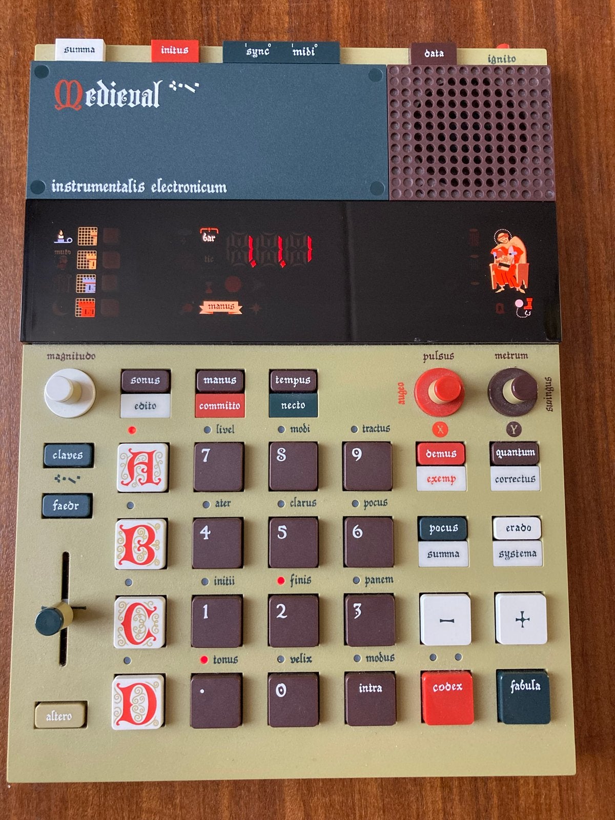 Teenage engineering EP-1320 Medieval Groovebox, Overige merken, Zo goed als nieuw, Met midi-aansluiting, Overige aantallen