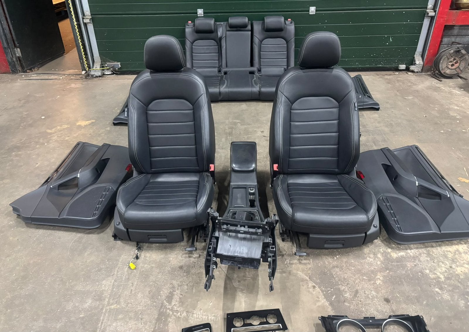 Volkswagen golf 7 leer interieur caddy, Auto-onderdelen, Ophalen of Verzenden, Nieuw, Volkswagen