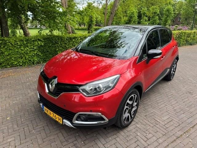 Renault Captur 1.2TCe Helly Hansen Automaat/Trekhaak/Stoelve, Euro 5, 4 cilinders, 120 pk, Hatchback