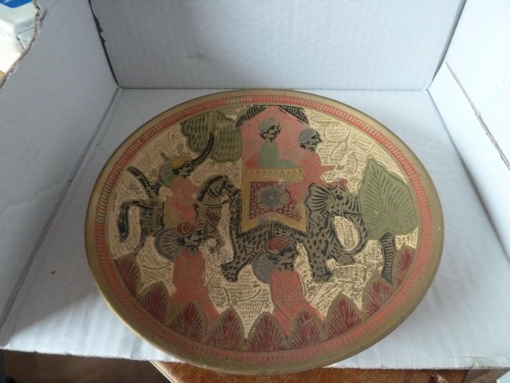 Messing wandbordje met gravure, Antiek en Kunst, Ophalen of Verzenden, Koper
