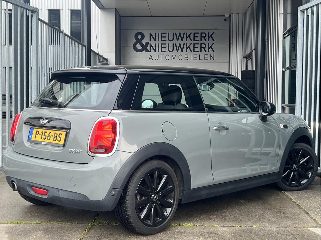 MINI Mini 1.5 Cooper Chili | AUTOMAAT | NAVI | CRUISE CONTRO, 136 pk, Gebruikt, Met garantie (alle), 4 stoelen