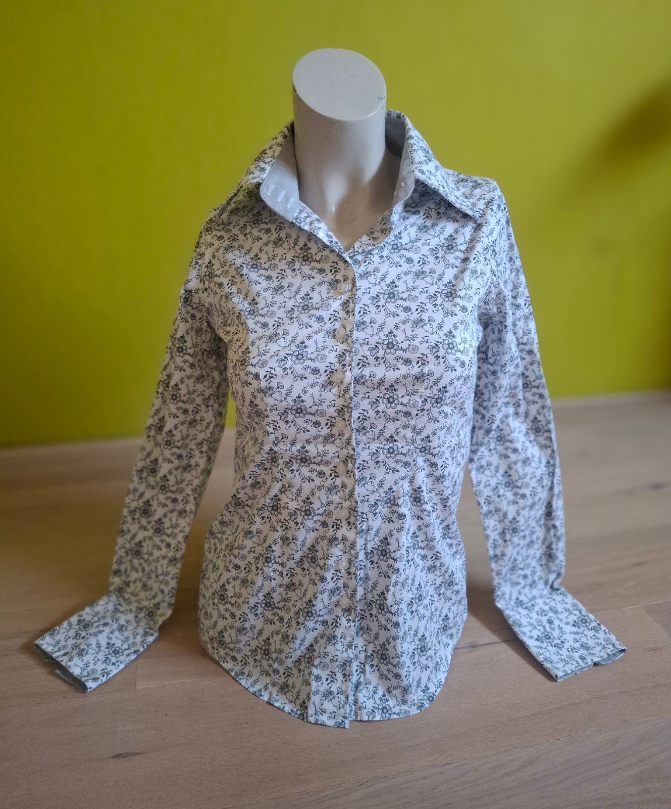 SUTHERLAND mooie nieuwe blouse. Mt 36, Verzenden, Nieuw, Maat 36 (S), Groen