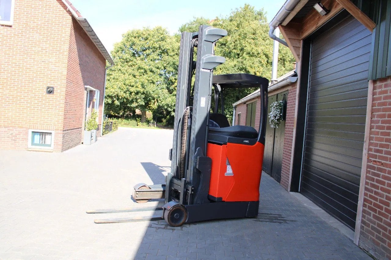 Linde R12B01 reachtruck elektrische triplex sideshift freeli, Zakelijke goederen, 1000 tot 2000 kg, Elektrisch, Reachtruck, Linde