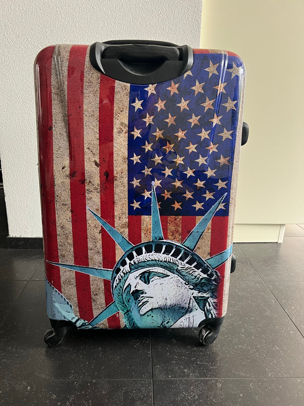 Grote koffer 76x50x33 - Ongebruikt met Amerika vlag design, Sieraden, Tassen en Uiterlijk, Koffers, Ophalen, Hard kunststof, 45 tot 55 cm