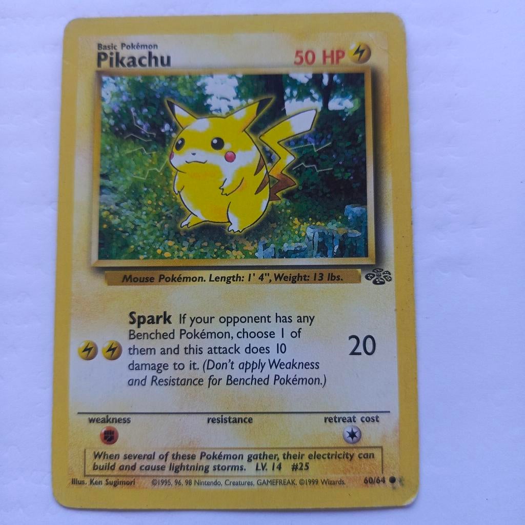 Pokémon Pikachu Kaart 60/64 Jungle Set (1999), Ophalen of Verzenden, Gebruikt, Losse kaart