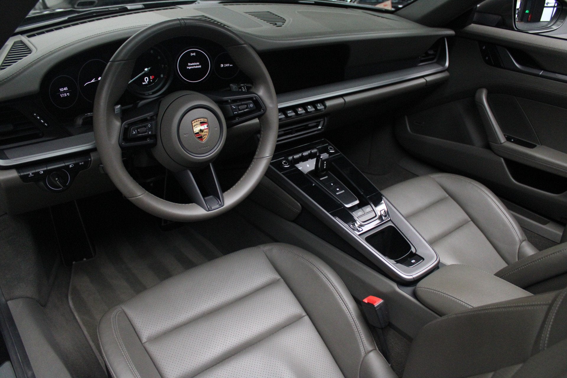 Porsche 911 3.0 4 Targa Leer Navi Camera Bose Climate C. PDC, Automaat, Gebruikt, Cabriolet, 4 stoelen