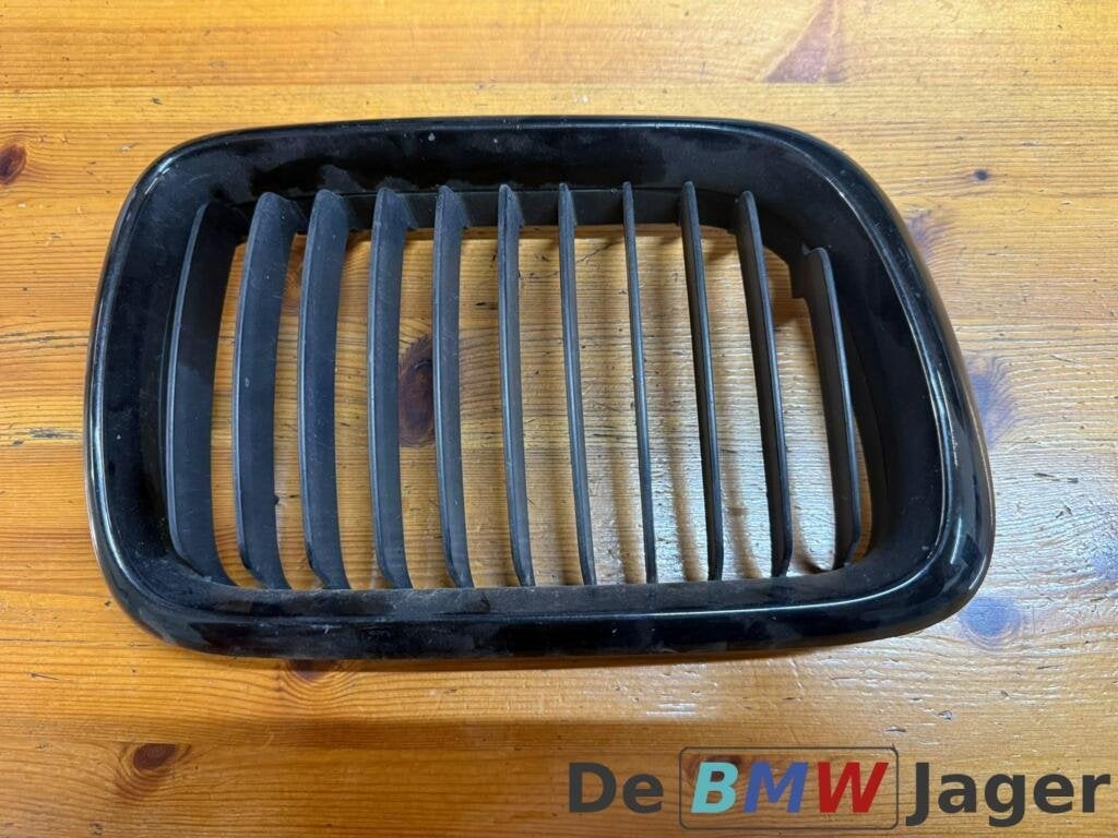 Grill rechts zwart BMW 3-serie E36 51138195094 51138185802, Gebruikt, Ophalen of Verzenden, BMW, BMW