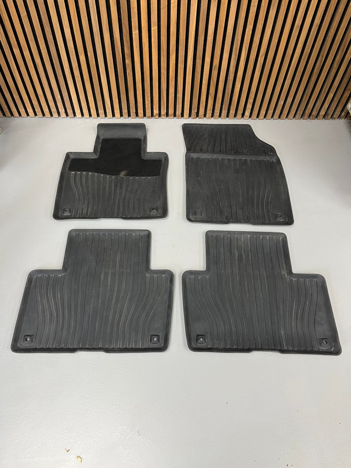 Originele rubberen automatten Volvo XC90 vanaf 2018, Ophalen of Verzenden, Zo goed als nieuw