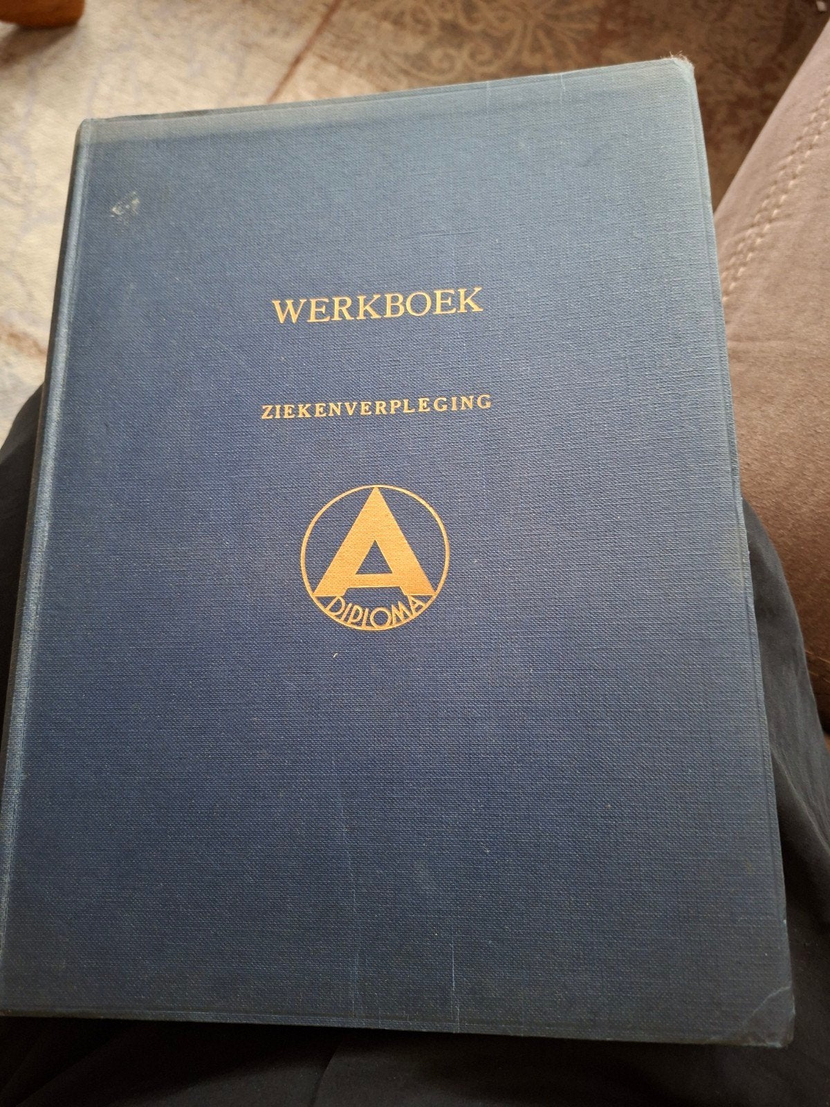 Werkboek Ziekenverpleging - Zuster M. Agathe (3e druk), Ophalen of Verzenden, MBO, Gamma, Zuster M. Agathe