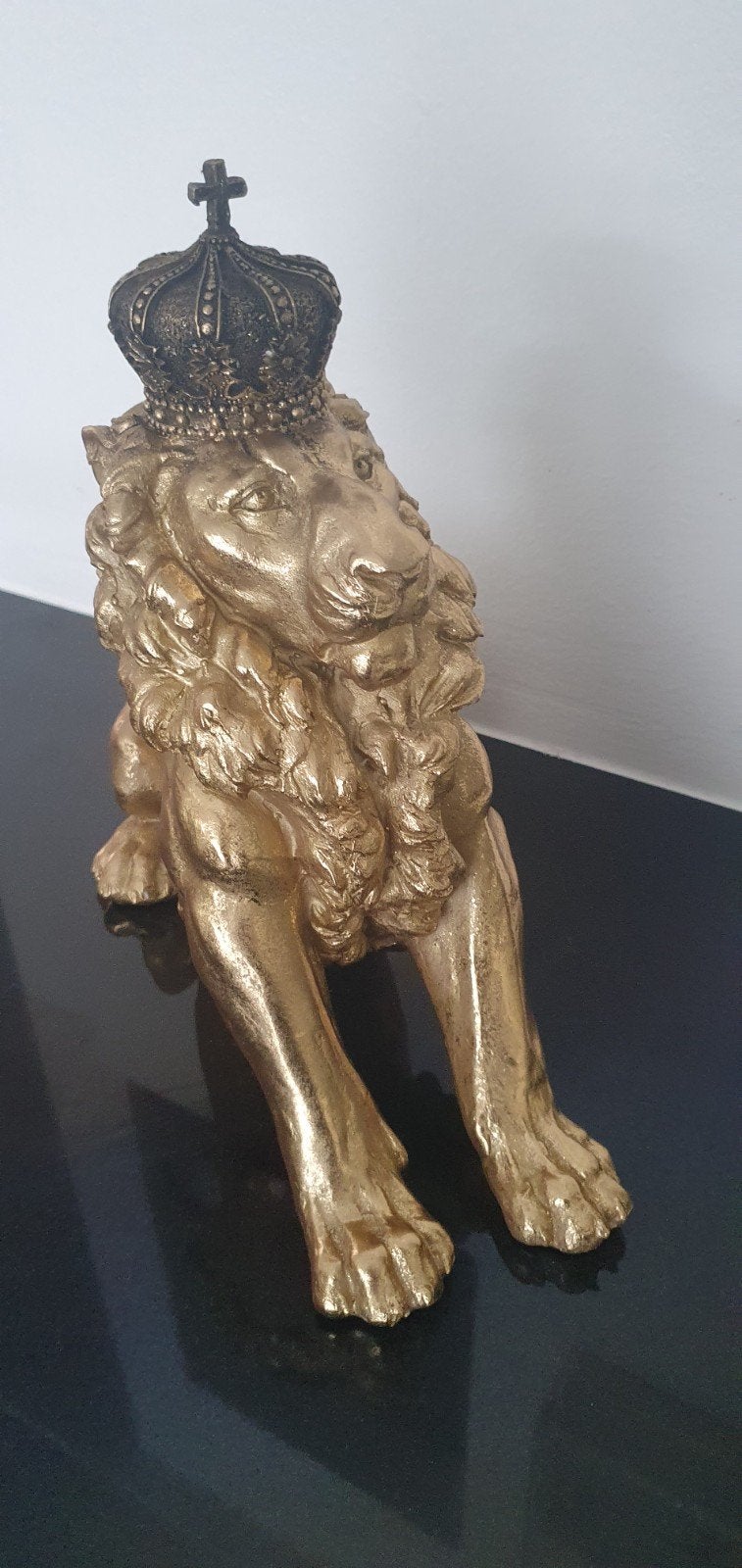 Gouden Leeuw met Kroon - Hars/Polyester Beeld, Antiek en Kunst, Ophalen of Verzenden