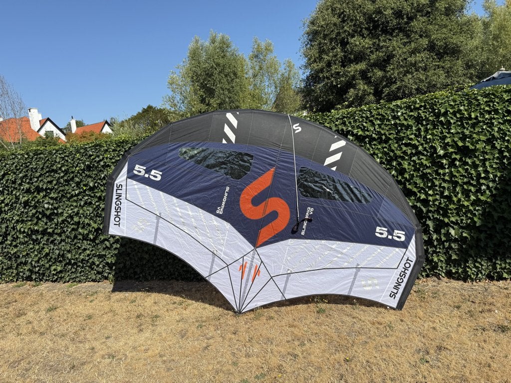 Wing SLINGSHOT, versie SlingWing V5 van 5,5 m2, Watersport en Boten, Wingsurfen, Ophalen, Zo goed als nieuw, Wingsurf-wing