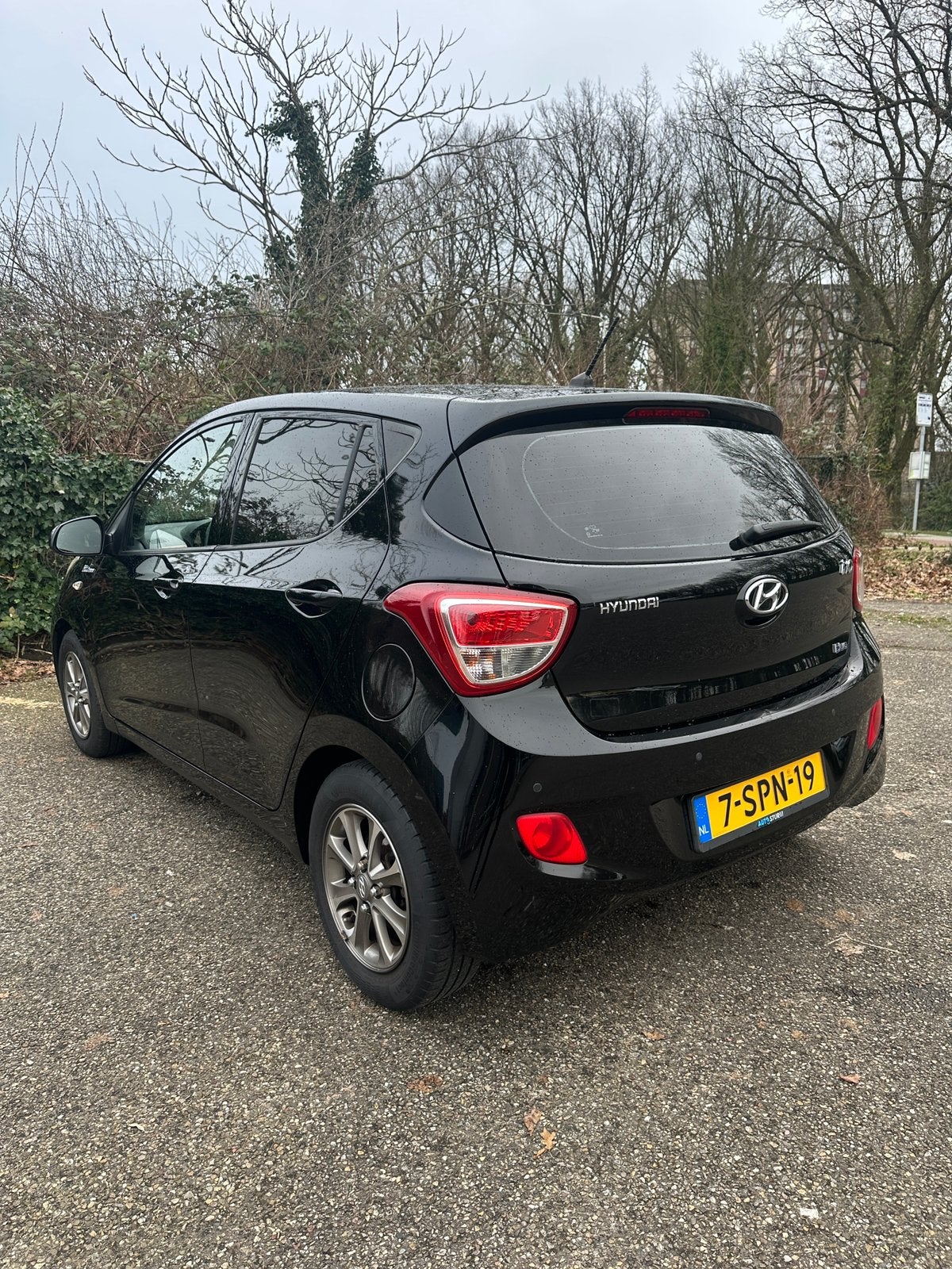 Foto 6 van Hyundai i10 1.0 5DR 2013 Zwart | Airco | Goed onderhouden |