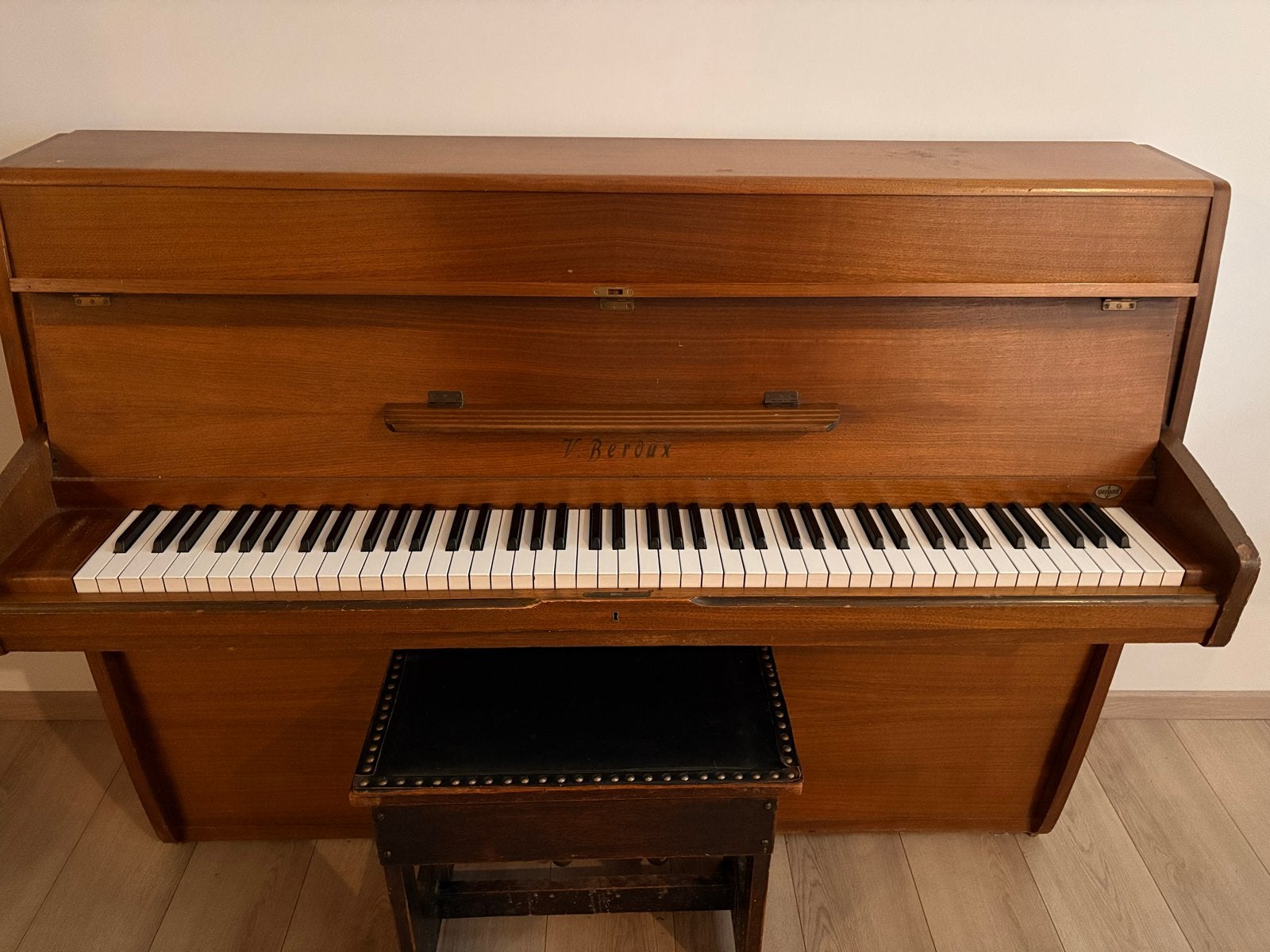 V. Beroux Piano Klassiek Bruin Hout, Ophalen, Gebruikt, Bruin, Piano