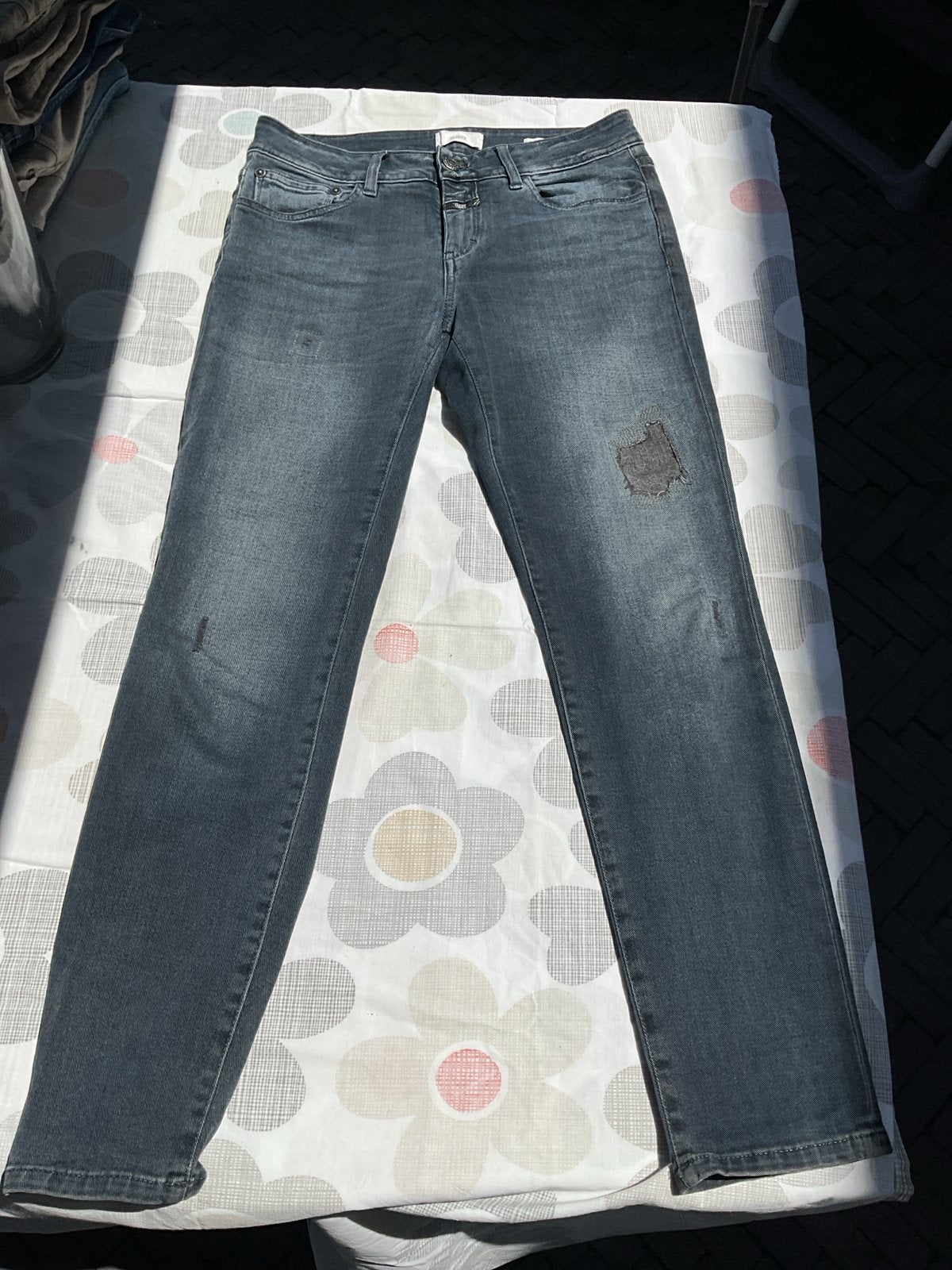 Closed Jeans W27 (confectie 34) - Donkergrijs, Verzenden, Gedragen, Overige kleuren, W27 (confectie 34) of kleiner