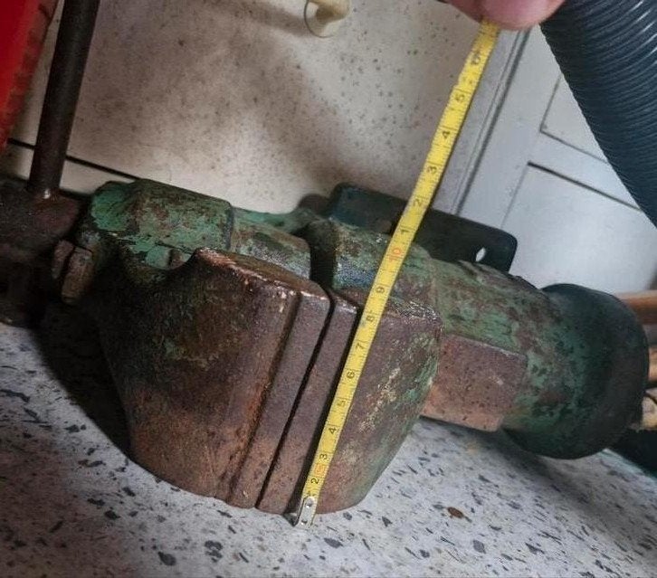 Grote bankschroef, Doe-het-zelf en Verbouw, Werkbanken, Ophalen, Gebruikt, Bankschroef