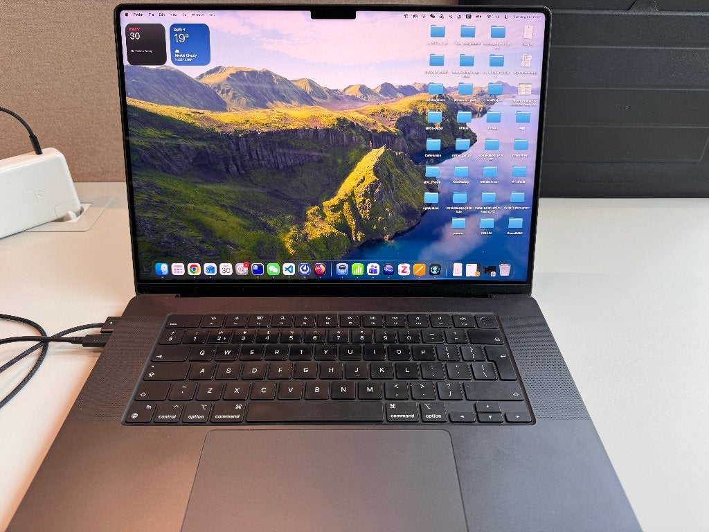 Apple Macbook Pro 16 M3 pro, Computers en Software, Apple Macbooks, MacBook Pro, Qwerty, 512 GB, Ophalen of Verzenden