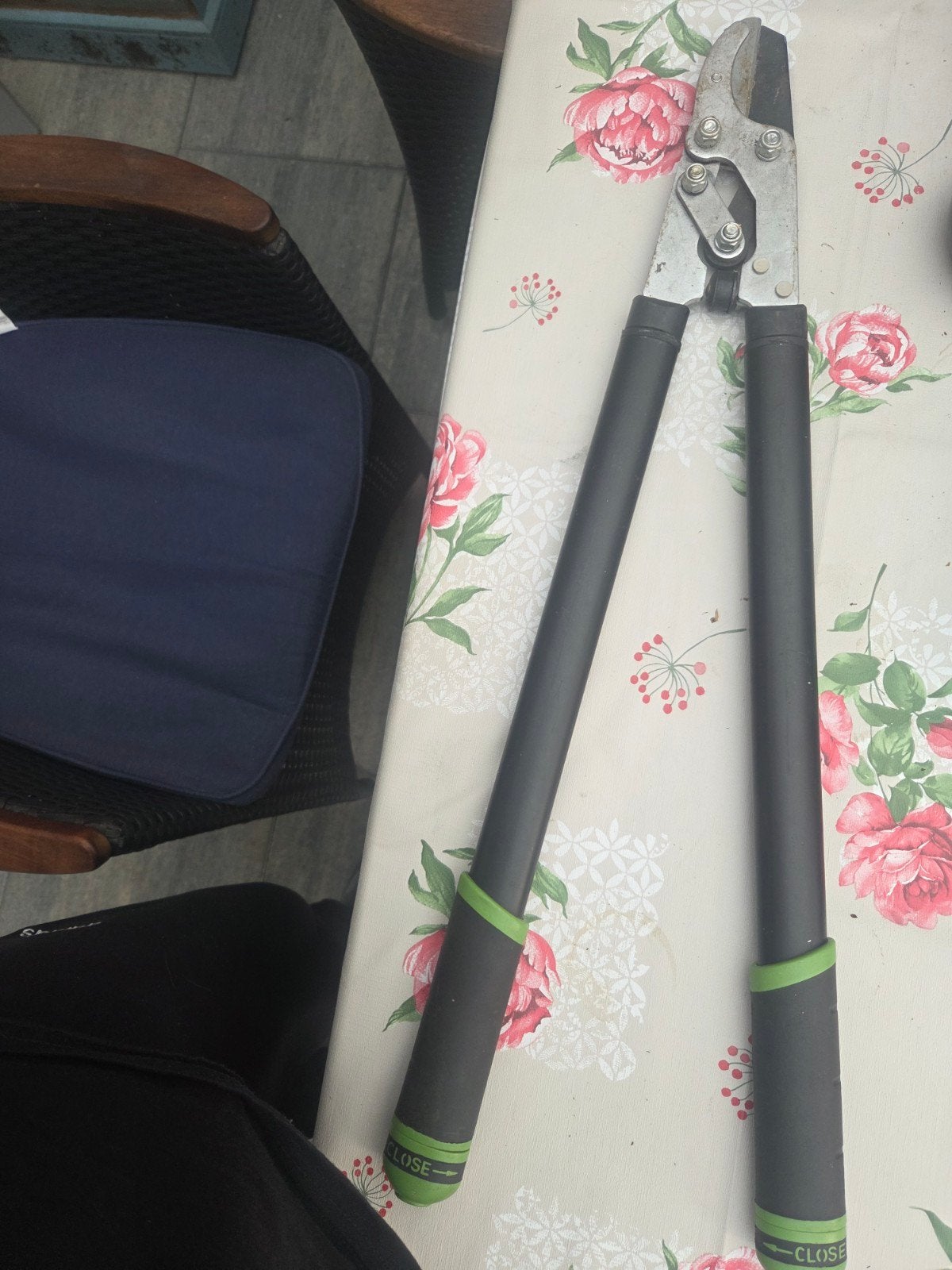 Robuuste telescopische takkenschaar, Ophalen of Verzenden, Gebruikt, 30 t/m 39 mm, Onbekend