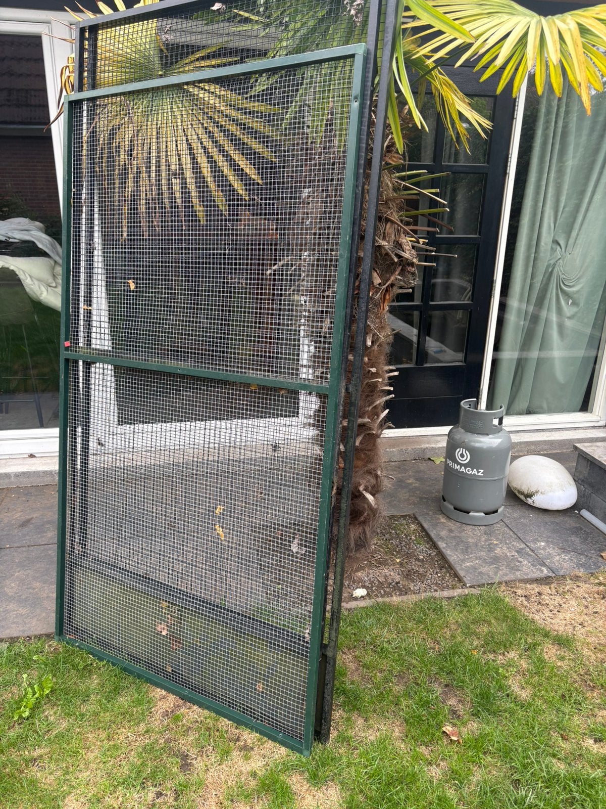 3 gebruikte gaas panelen, Dieren en Toebehoren, Ophalen of Verzenden, Zo goed als nieuw, Aluminium, Volière