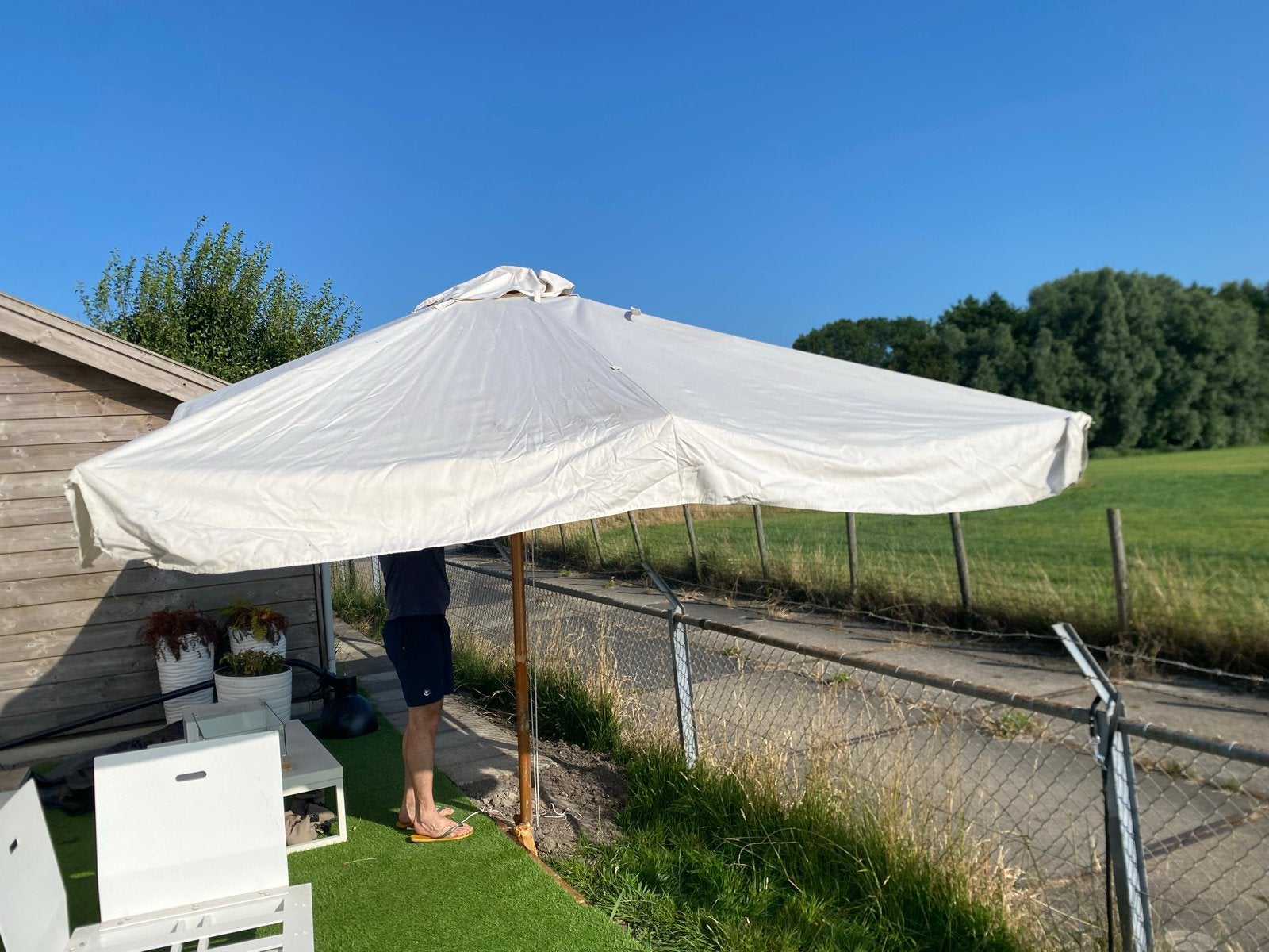 Grote crème parasol 3x4 meter, Tuin en Terras, Ophalen, Gebruikt, 3 tot 4 meter, Stokparasol