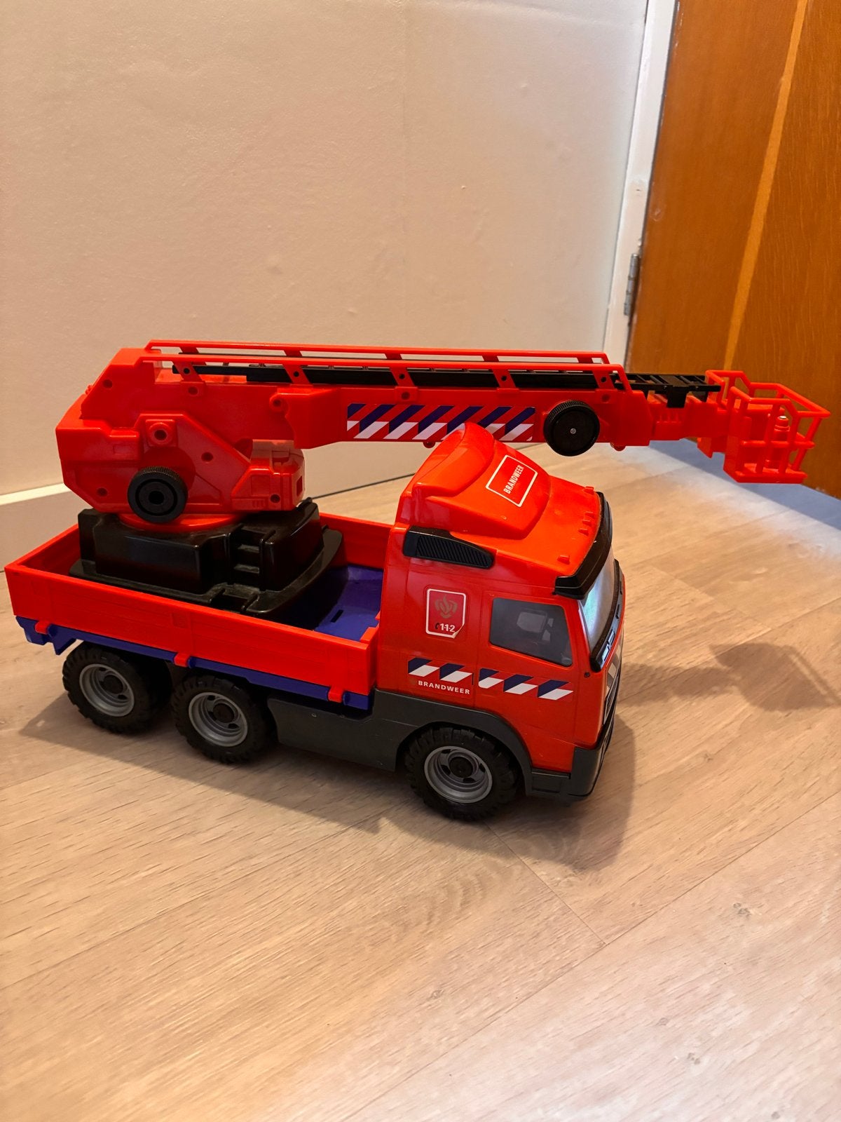 Brandweerwagen met ladder - spuitjes afgebroken, Ophalen, Gebruikt