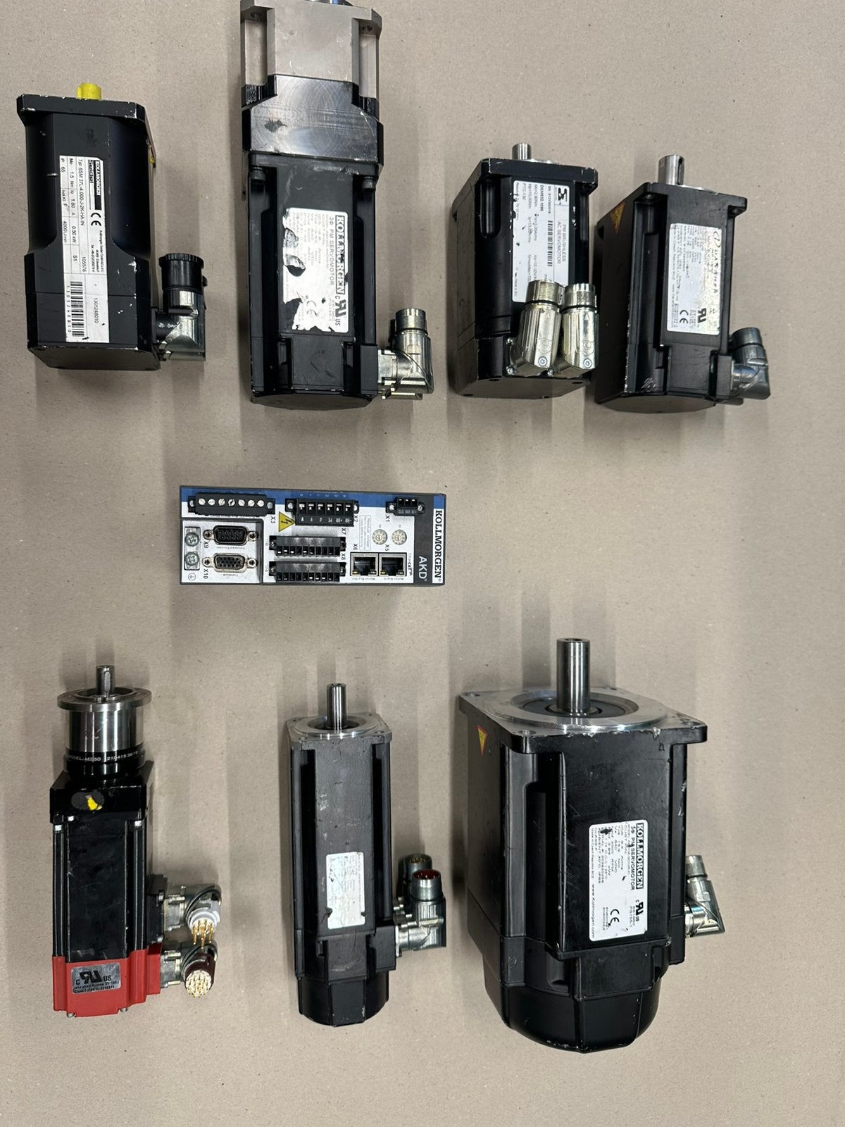 Kollmorgen servomotors, Ophalen, Gebruikt