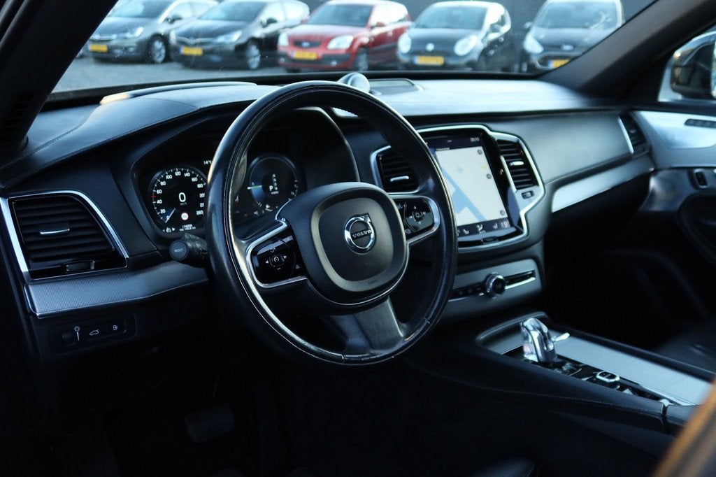 Volvo XC90 2.0 T8 Twin Engine AWD Inscription/FULL OPTIONS, Auto's, Volvo, Gebruikt, 1969 cc, 7 stoelen, Zwart