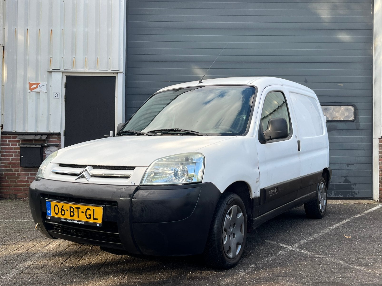 Citroën Berlingo 1.9D. Centrale vergrendeling, trekhaak., Voorwielaandrijving, 4 cilinders, Citroën, Origineel Nederlands
