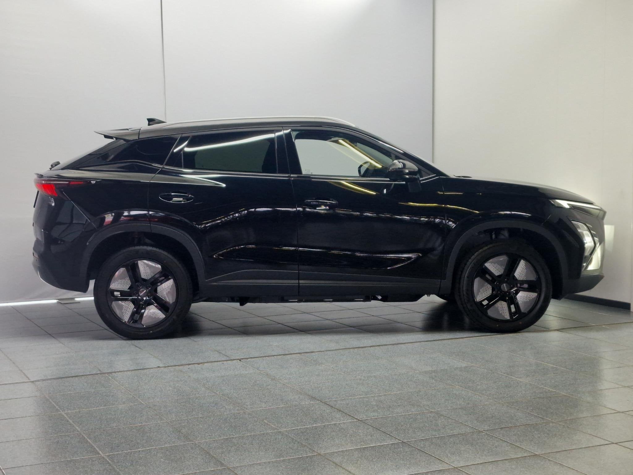 Omoda 5 EV Premium 61 kWh Elektr. Achterklep / Andr Auto-App, Auto's, Overige Auto's, 12 maanden, 430 km, 211 pk, SUV of Terreinwagen