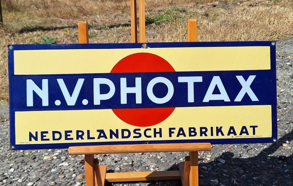 Origineel en authentiek emaille reclamebord van N.V. Photax., Reclamebord, Gebruikt, ., Ophalen of Verzenden