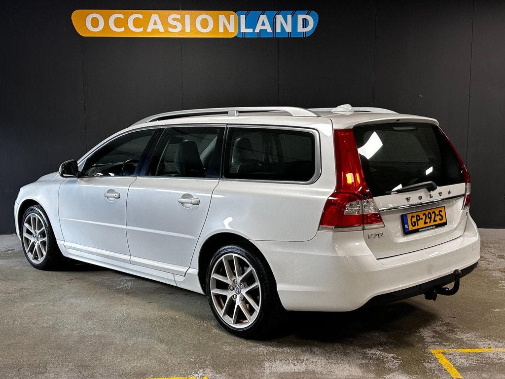 Volvo V70 2.0 T4 Inscription Edition|KANTELDAK|TREKHAAK|LEDE, Gebruikt, 1969 cc, Wit, 1600 kg