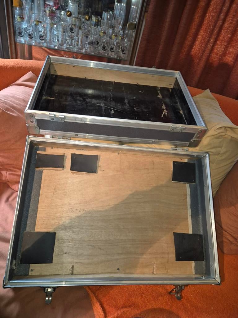 Flight case, Muziek en Instrumenten, Behuizingen en Koffers, Ophalen of Verzenden, Gebruikt, Overige instrumenten, Flightcase