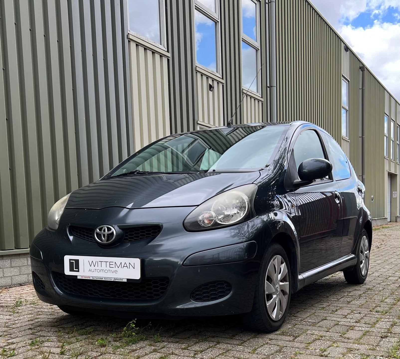 Toyota Aygo 1.0 VVT-i5DRS 2010 Grijs AC ELEK RAMEN APK 2027