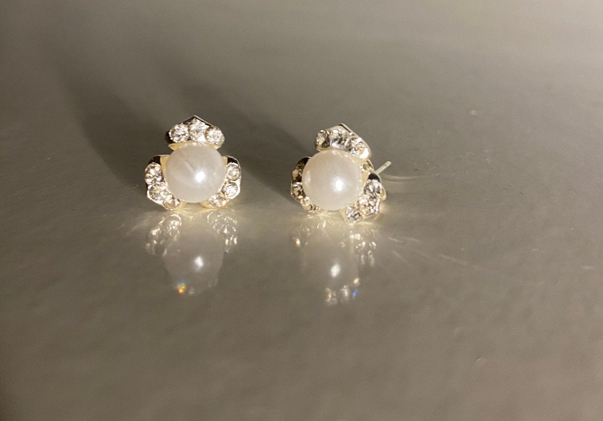 Oorbelken knopjes 925 zilver met parel diamant kristal, Met kristal, Nieuw, Ophalen of Verzenden, Knopjes of Stekers