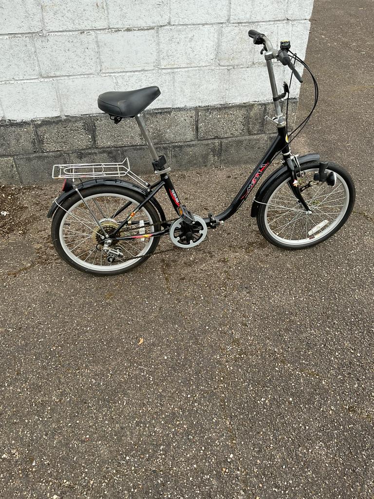 Vouwfiets met lage instap en met versnellingen, Fietsen en Brommers, Fietsen | Vouwfietsen, Ophalen, Zo goed als nieuw, 20 inch of meer