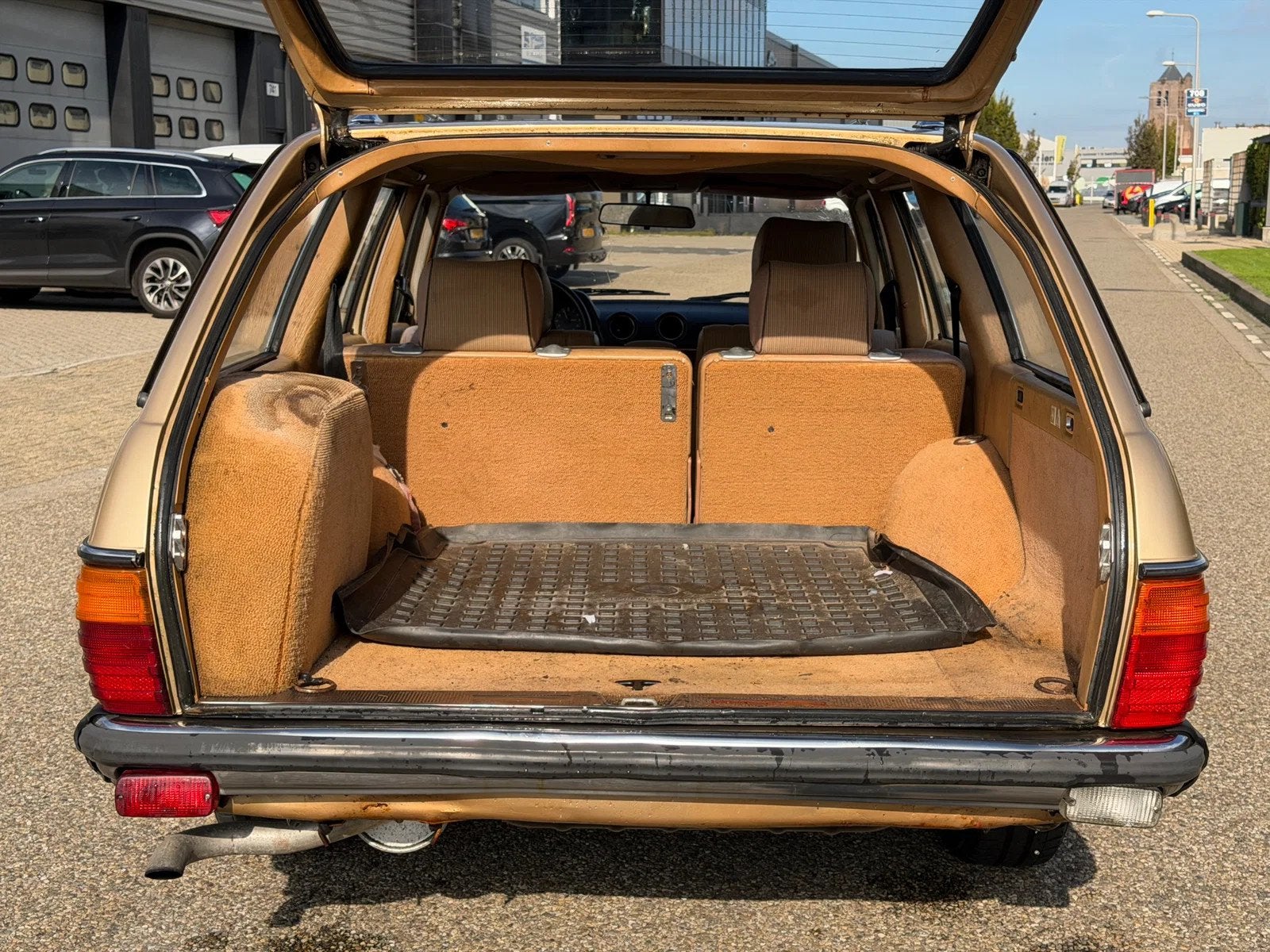 Mercedes-Benz 200-serie 200 T Station Benzine Automaat Dakra, foto 9