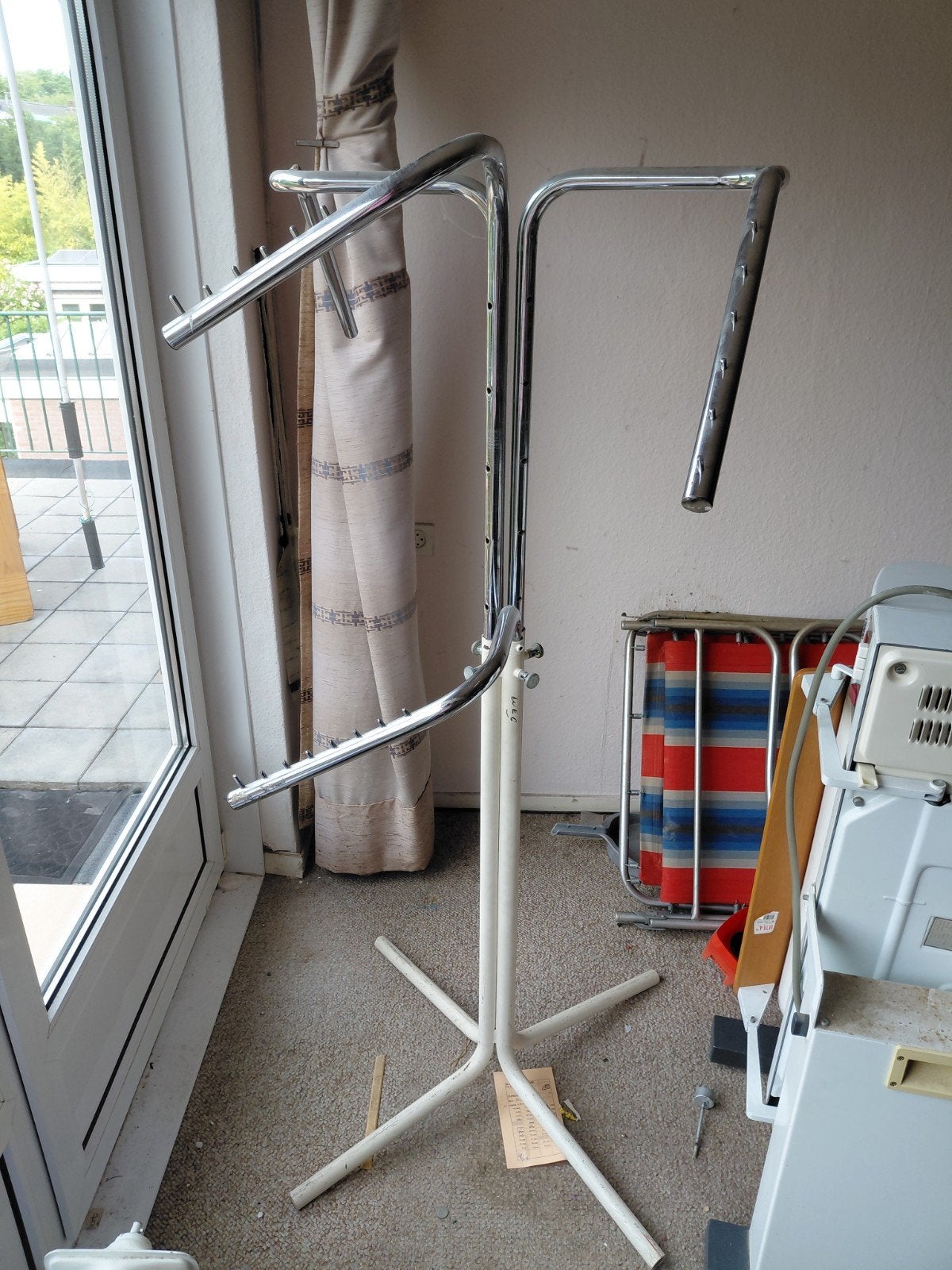 Kleding rek.    Zware kwaliteit, Ophalen, Met wielen, Gebruikt