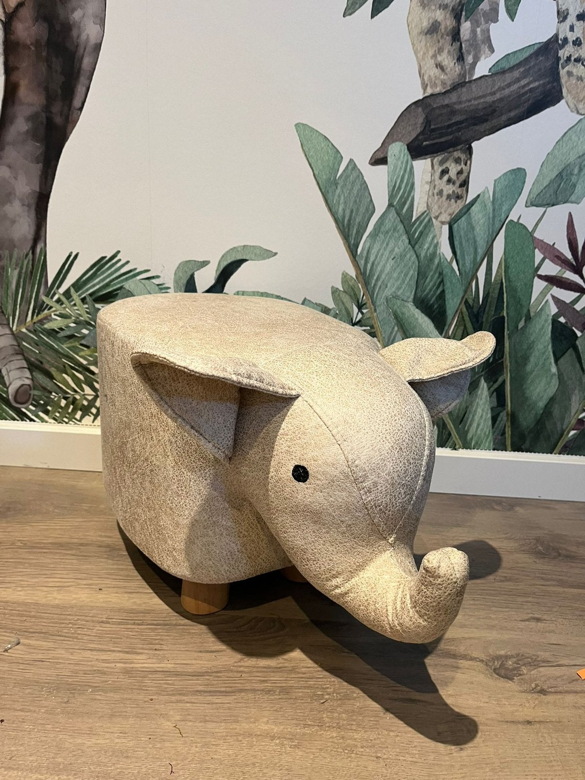 Olifant krukje beige nieuw, Ophalen of Verzenden, Nieuw, Rond, Minder dan 50 cm