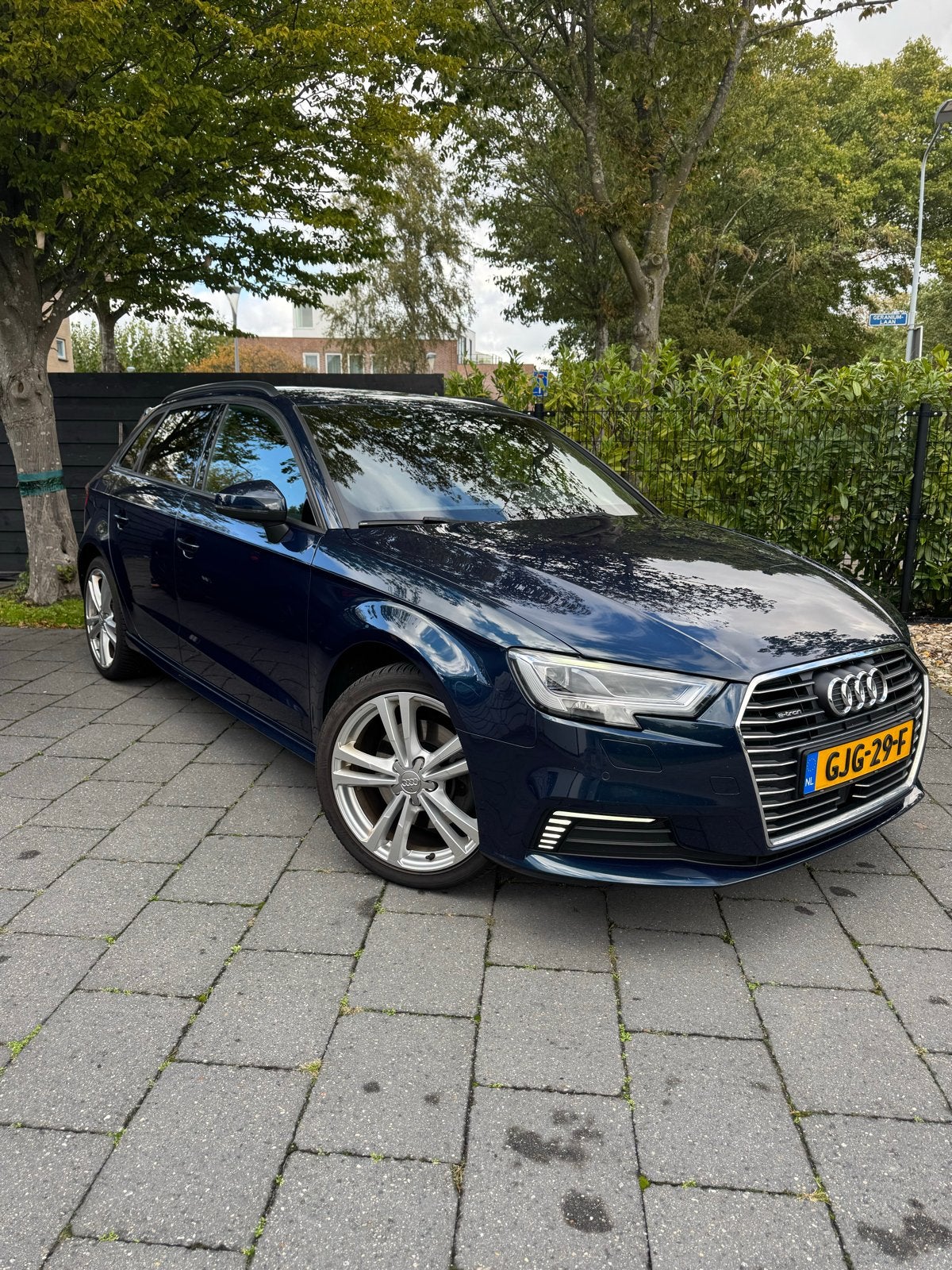 Audi A3 40 E-tron 204pk S Tronic 2020 Blauw, Zwart, 4 cilinders, Blauw, Leder en Stof