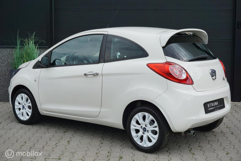Ford Ka 1.2 Titanium X Airco Centr Vergr LMV Origineel NL, Auto's, Ford, Voorwielaandrijving, Euro 5, Gebruikt, 1242 cc