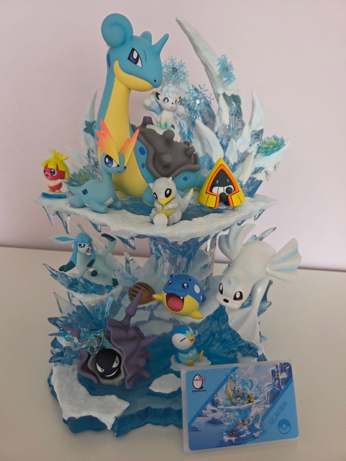 Pokemon ice statue, Egg studio, Ophalen, Zo goed als nieuw