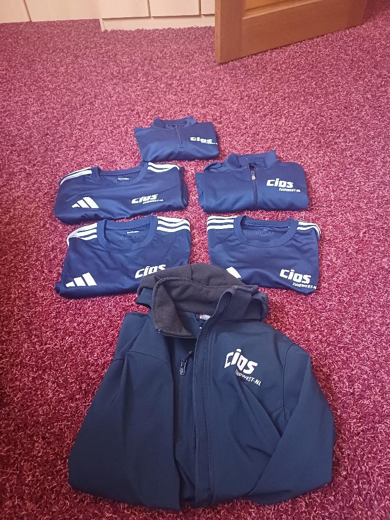 CIOS sportkleding, Overige typen, Ophalen of Verzenden, Zo goed als nieuw, Maat 36 (S)
