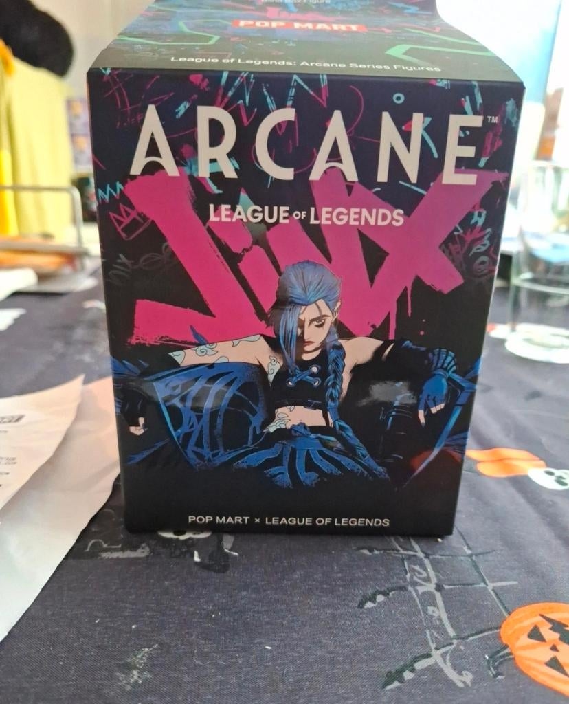 Popmart Arcane figure Mel, Verzamelen, Poppetjes en Figuurtjes, Ophalen of Verzenden, Nieuw