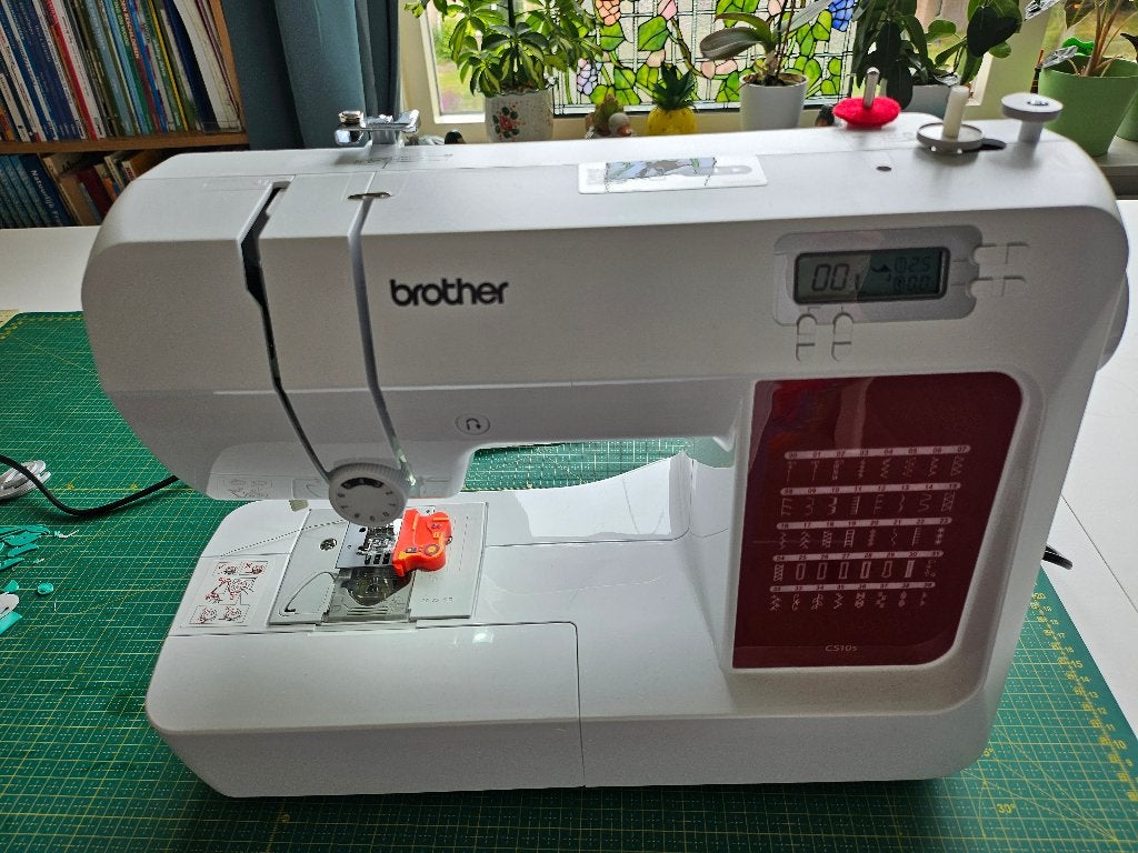 Complete naaiset: Brother  naaimachine, Ophalen, Zo goed als nieuw, Naaimachine, Brother