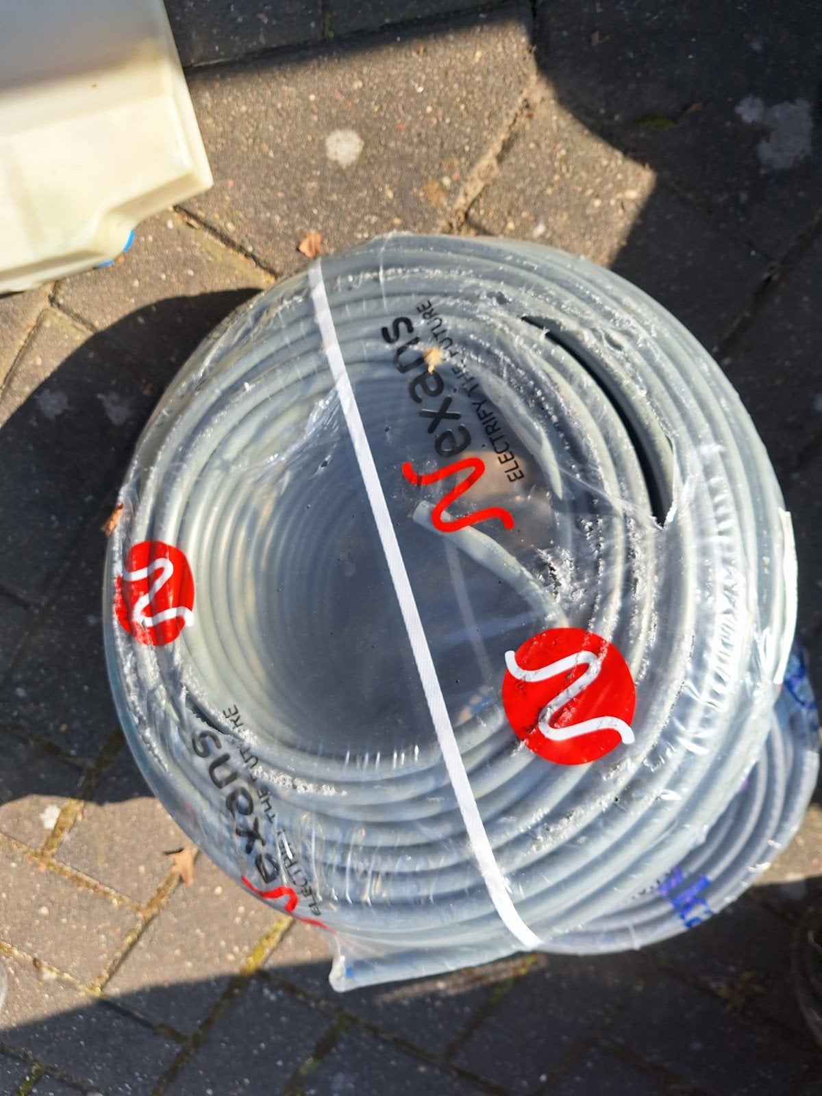 Nexans YMvk Dca 3x2.5mm installatiekabel 100M
A-kwaliteit ka, Ophalen, Nieuw, Kabel of Snoer