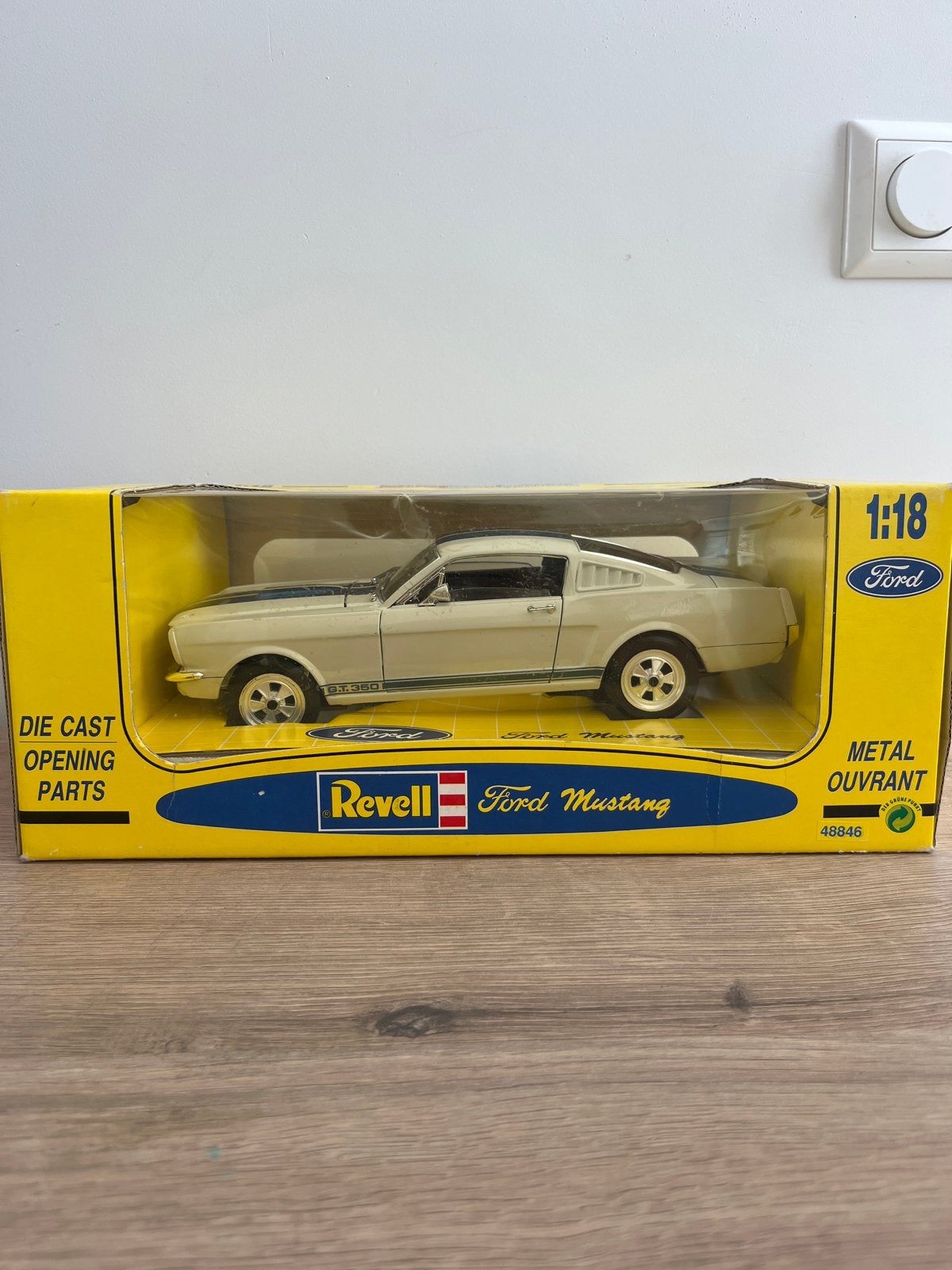 Revell Ford Mustang Shelby GT350 1:18 modelauto, Ophalen of Verzenden, Nieuw, Auto, Revell