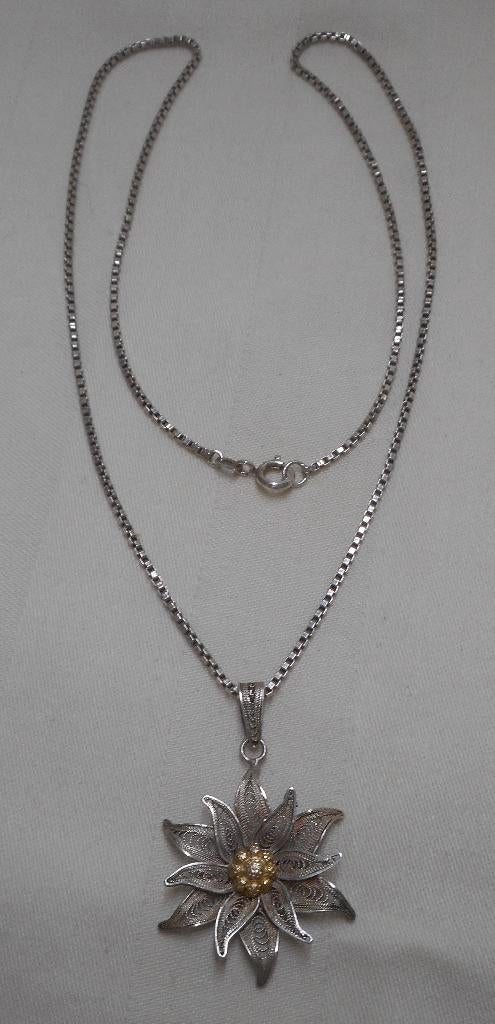 Zilveren ketting met edelweiss hanger nr.596, Met hanger, Verzenden, Zo goed als nieuw, Zilver