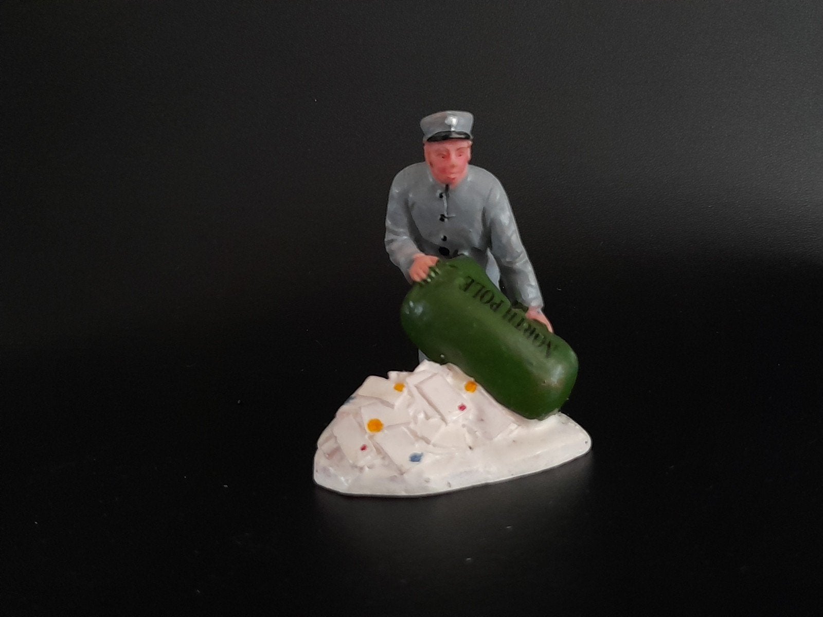 lemax kerst figuur b11 kerstdorp kersthuisjes, Diversen, Kerst, Verzenden