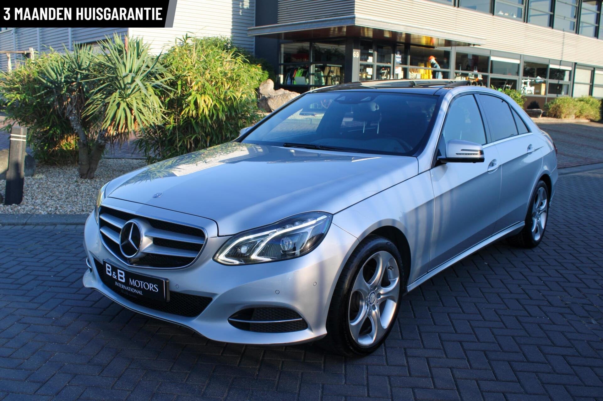 Mercedes-Benz E350 4MATIC+|FULL OPTIONS|BTW/VAT+, Auto's, Automaat, Gebruikt, Automatische klimaatregeling, Met garantie (alle)