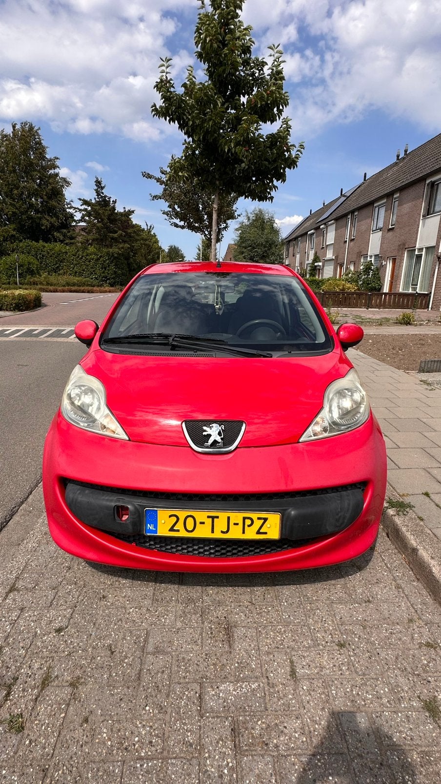Peugeot 107 1.0 12V 3DR 2-TRONIC 2006 Rood, Auto's, Peugeot, Stof, USB, 68 pk, Origineel Nederlands